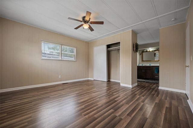 1202 Willow Lane, League City, TX 77573