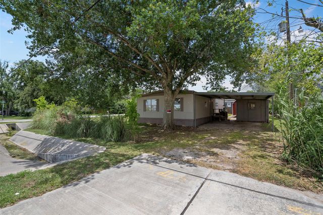 1202 Willow Lane, League City, TX 77573
