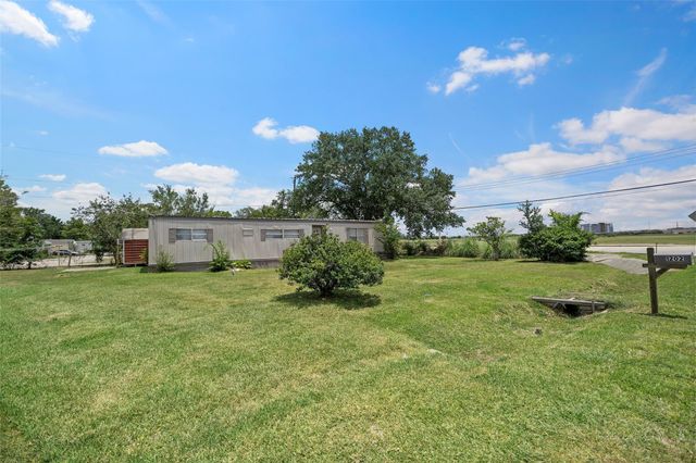 1202 Willow Lane, League City, TX 77573