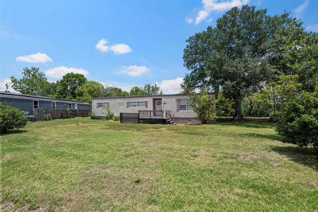 1202 Willow Lane, League City, TX 77573