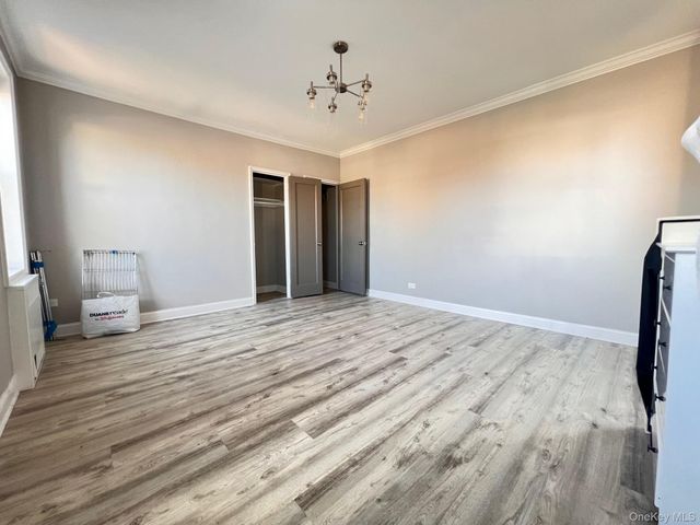 63-109 Saunders St C14, Rego Park, NY 11374