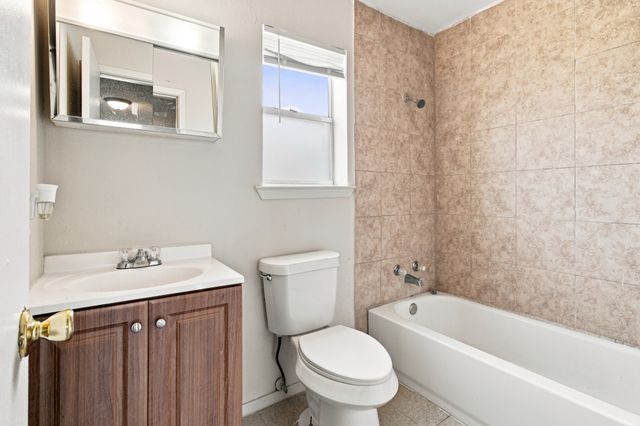 1572 Reef Drive, Pelican Bay, TX 76020
