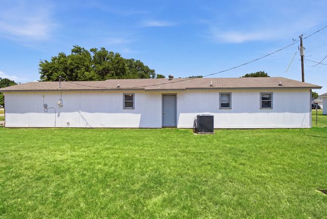 1572 Reef Drive, Pelican Bay, TX 76020