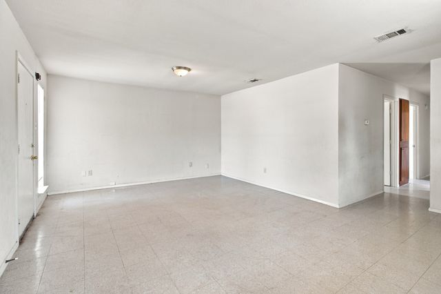 1572 Reef Drive, Pelican Bay, TX 76020