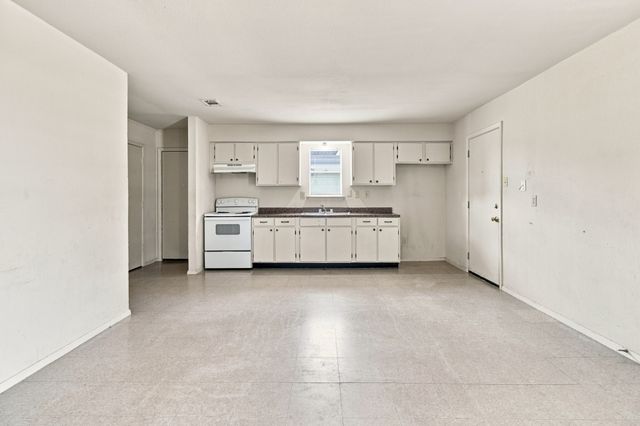 1572 Reef Drive, Pelican Bay, TX 76020