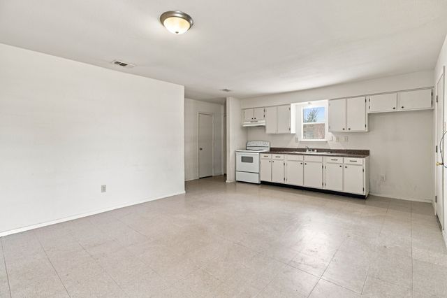 1572 Reef Drive, Pelican Bay, TX 76020