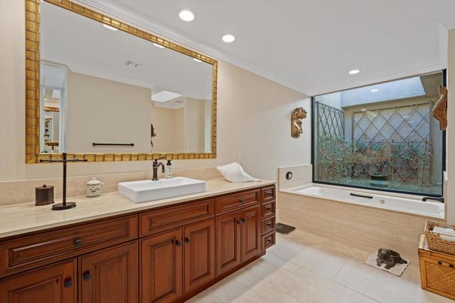 1 Mayfair Drive, Rancho Mirage, CA 92270