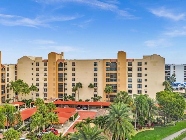 7201 Promenade Drive 602, Boca Raton, FL 33433