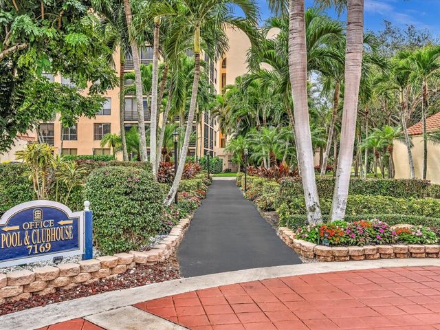 7201 Promenade Drive 602, Boca Raton, FL 33433
