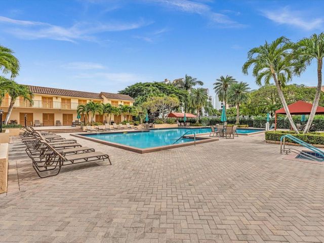 7201 Promenade Drive 602, Boca Raton, FL 33433
