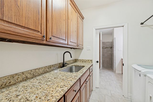 158 Whispering Winds Drive, Gunter, TX 75058