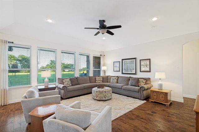 158 Whispering Winds Drive, Gunter, TX 75058