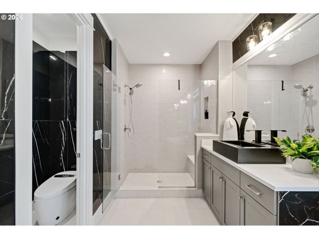 12904 Nw 30TH Ave, Vancouver, WA 98685