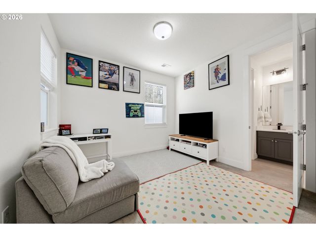 12904 Nw 30TH Ave, Vancouver, WA 98685