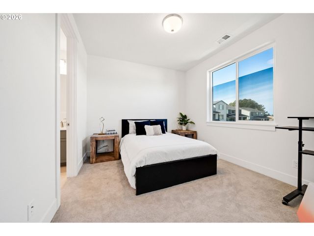 12904 Nw 30TH Ave, Vancouver, WA 98685