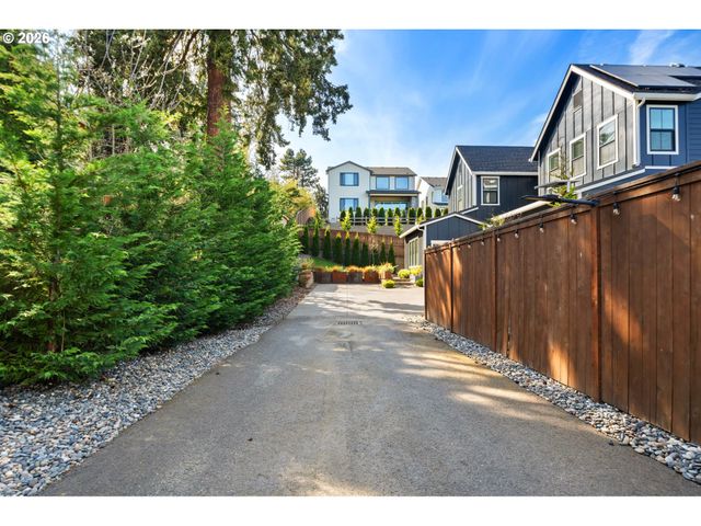 12904 Nw 30TH Ave, Vancouver, WA 98685