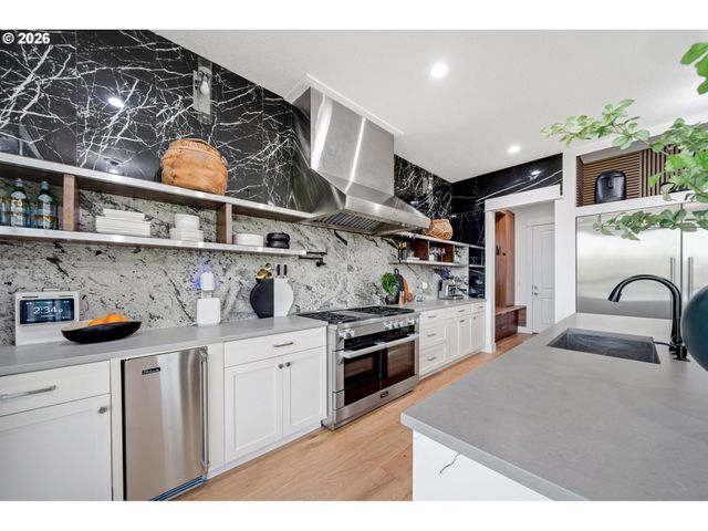 12904 Nw 30TH Ave, Vancouver, WA 98685