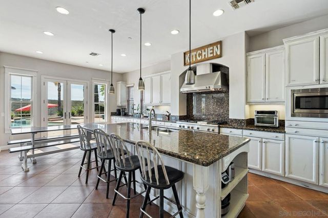 11423 Olive Knoll Court, San Diego, CA 92131