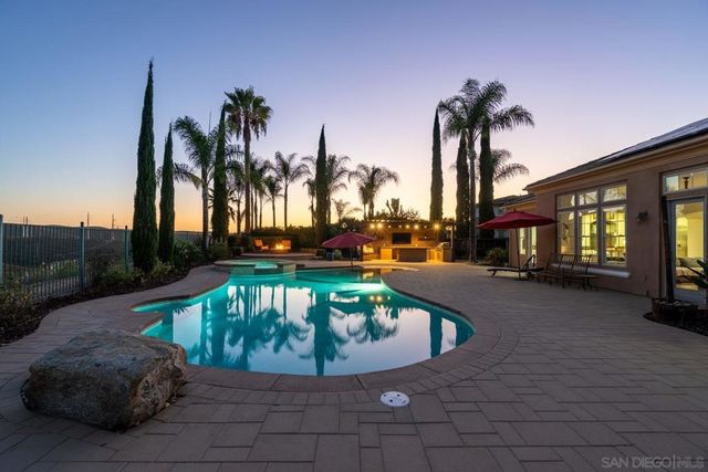 11423 Olive Knoll Court, San Diego, CA 92131