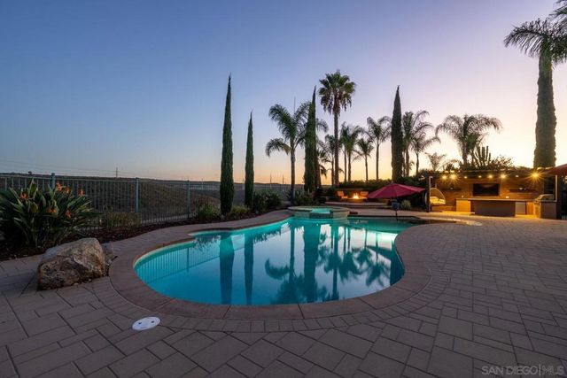 11423 Olive Knoll Court, San Diego, CA 92131