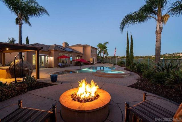 11423 Olive Knoll Court, San Diego, CA 92131