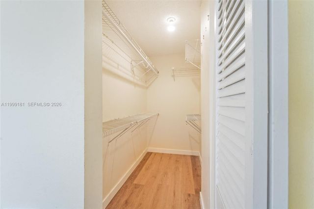 4801 NW 7th St 803-16, Miami, FL 33126