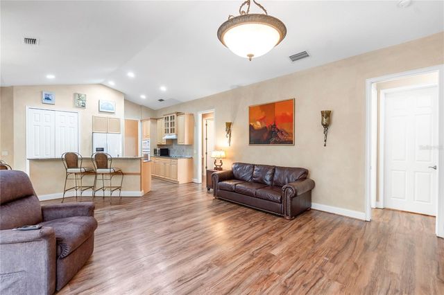 8882 BLOOMFIELD BOULEVARD, Sarasota, FL 34238