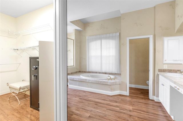 8882 BLOOMFIELD BOULEVARD, Sarasota, FL 34238