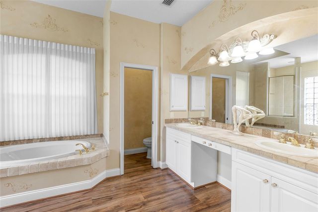 8882 BLOOMFIELD BOULEVARD, Sarasota, FL 34238