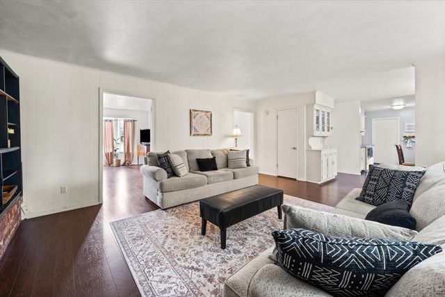 11604 N Victoria Drive, Oklahoma City, OK 73120