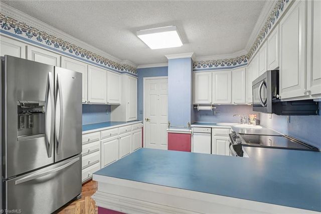 1007 Kings Arms Court, High Point, NC 27262