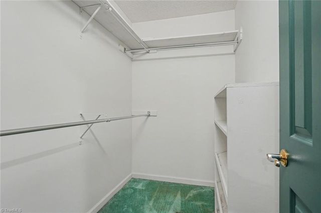 1007 Kings Arms Court, High Point, NC 27262