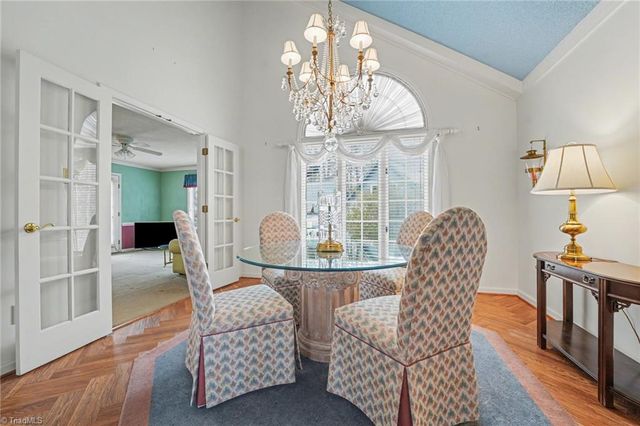 1007 Kings Arms Court, High Point, NC 27262