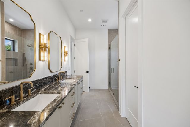 3807 Pallos Verdas Drive, Dallas, TX 75229