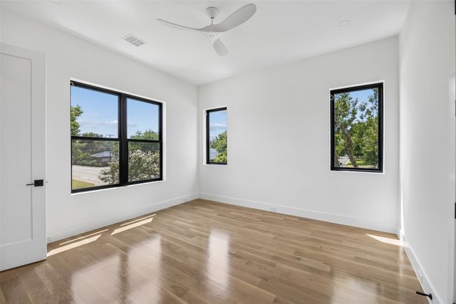 3807 Pallos Verdas Drive, Dallas, TX 75229