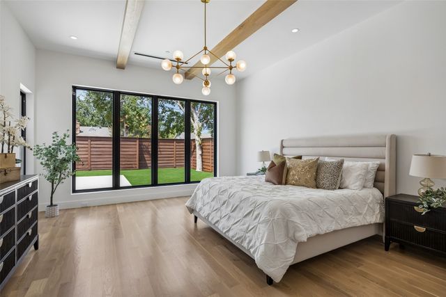 3807 Pallos Verdas Drive, Dallas, TX 75229