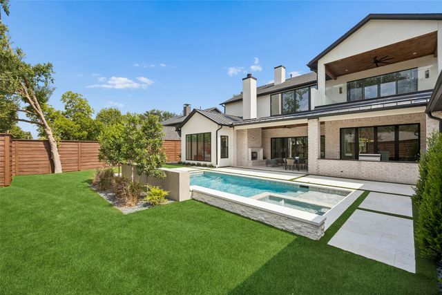 3807 Pallos Verdas Drive, Dallas, TX 75229