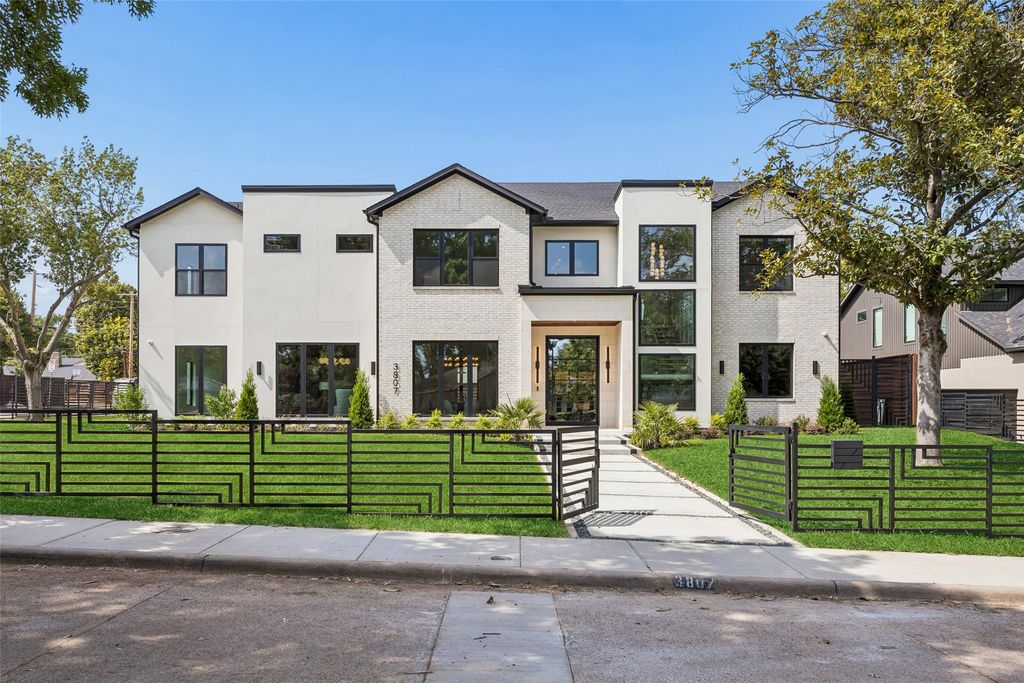 3807 Pallos Verdas Drive, Dallas, TX 75229
