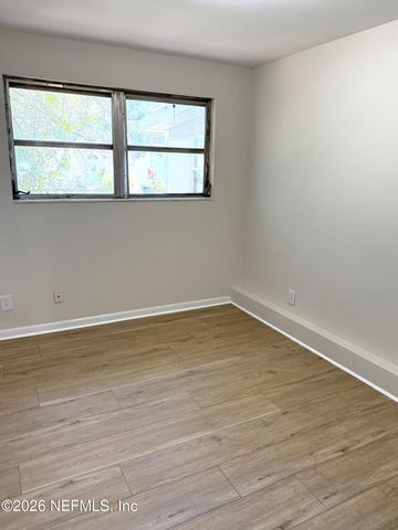 4705 HERTA Road, Jacksonville, FL 32210