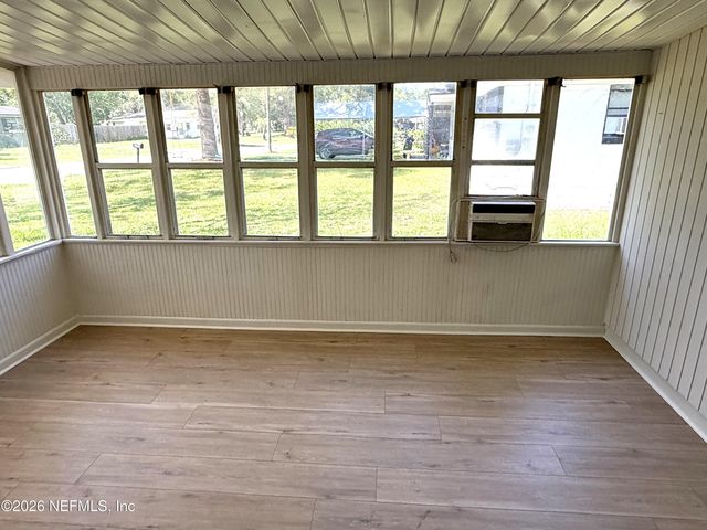 4705 HERTA Road, Jacksonville, FL 32210