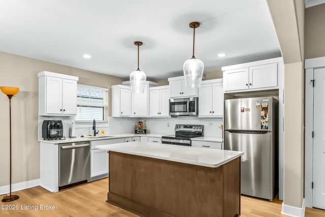 7910 Cultivator Ct, Louisville, KY 40291