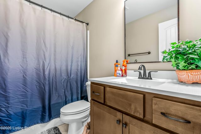 7910 Cultivator Ct, Louisville, KY 40291