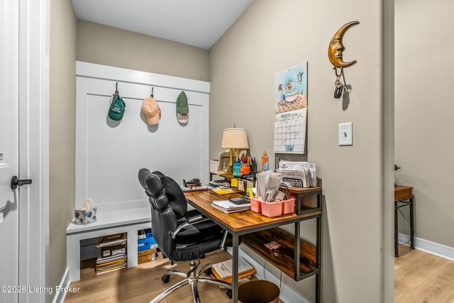 7910 Cultivator Ct, Louisville, KY 40291