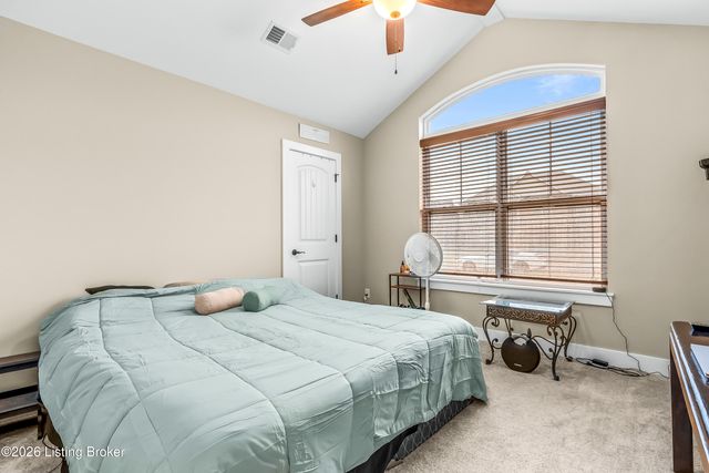 7910 Cultivator Ct, Louisville, KY 40291