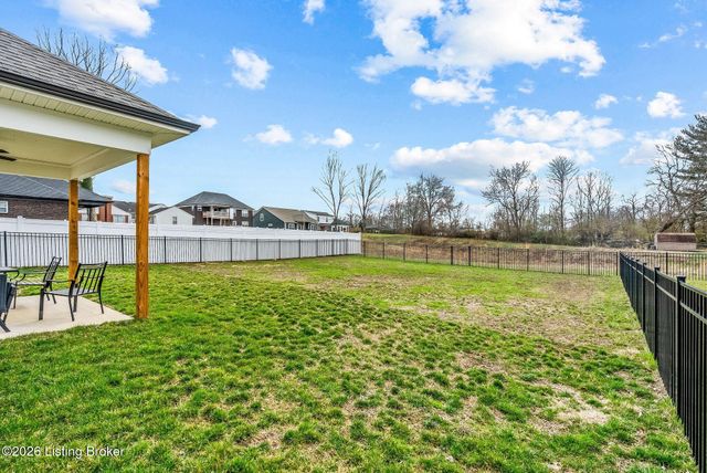 7910 Cultivator Ct, Louisville, KY 40291