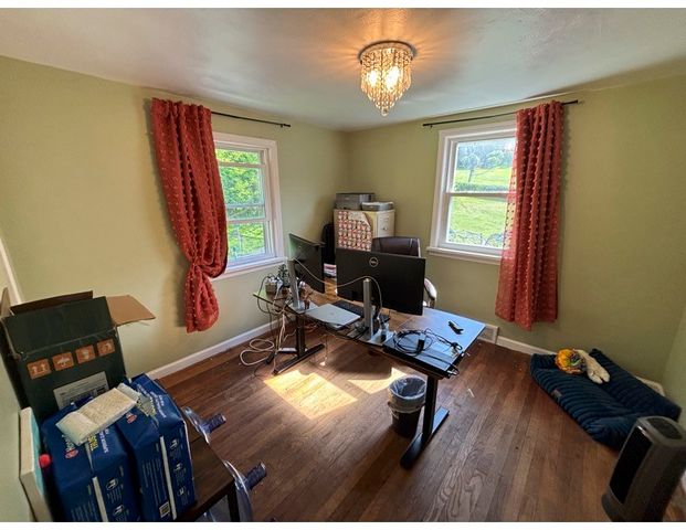 85 Adams Dr, Upper St Clair, PA 15241
