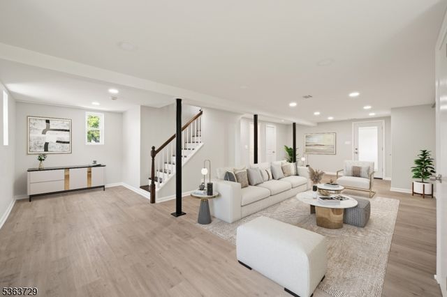 86 Mount Pleasant Ave, Woodland Park, NJ 07424