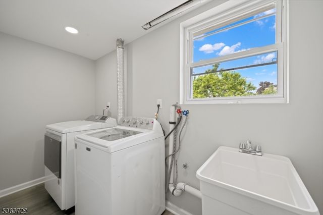 86 Mount Pleasant Ave, Woodland Park, NJ 07424