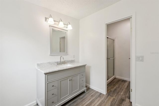 42 MAPLEHURST AVENUE, Debary, FL 32713