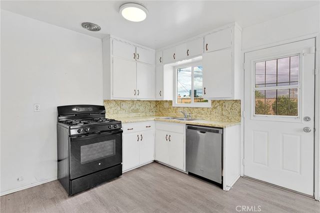 2567 Perth Court, Barstow, CA 92311